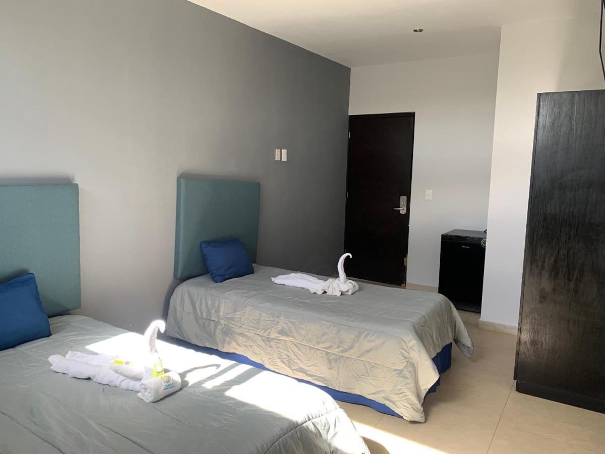 Cancun Tennis Inn Cancún Exteriör bild