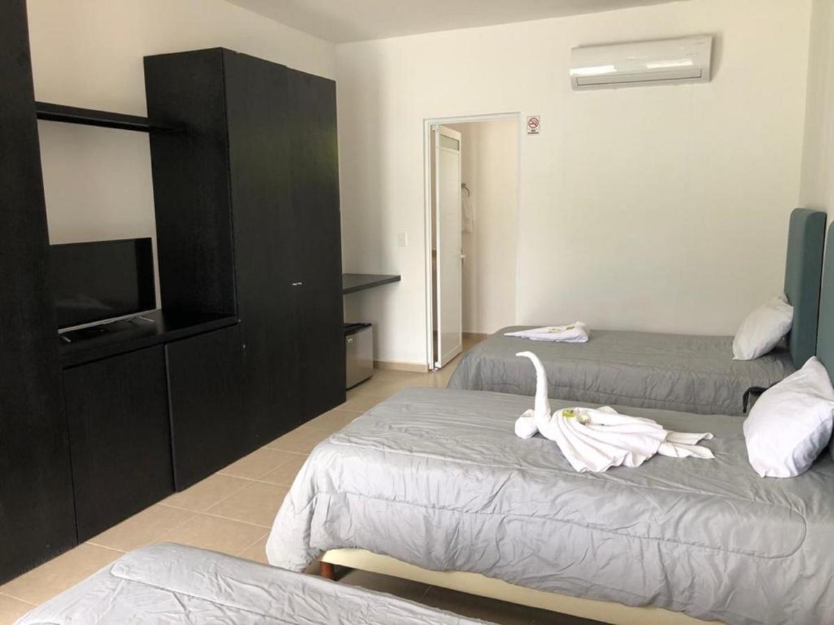 Cancun Tennis Inn Cancún Exteriör bild