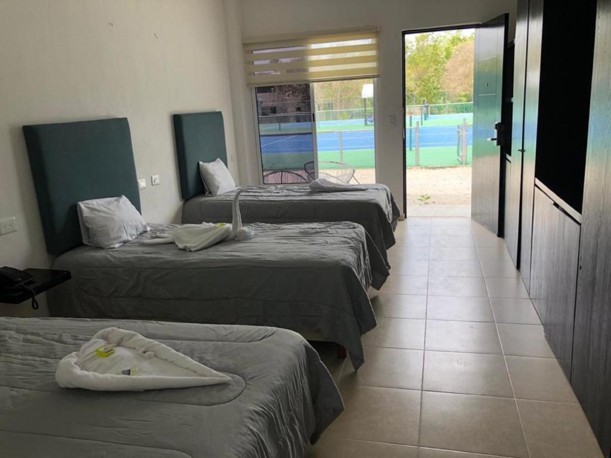 Cancun Tennis Inn Cancún Exteriör bild